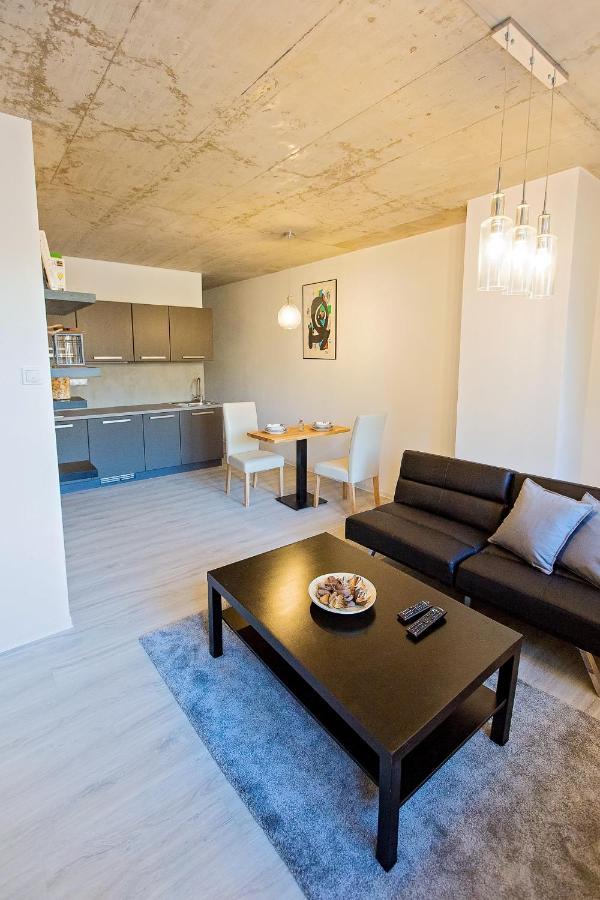 Exclusive Penzion Viva Residence Mladá Boleslav Zewnętrze zdjęcie